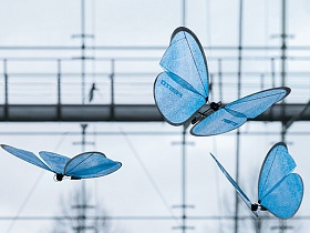 HannoverMesse 2015: Robots and Smart Management Systems 